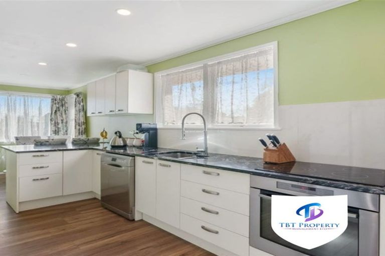 Photo of property in 99 Cargill Street, Papakura, 2110