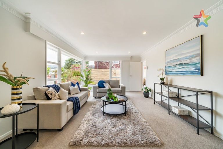 Photo of property in 41 Holyoake Crescent, Avalon, Lower Hutt, 5011