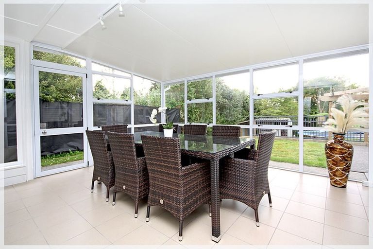 Photo of property in 54 Kawiu Road, Levin, 5510