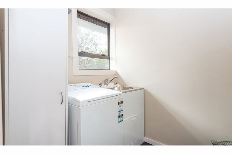 Photo of property in 37 Fern Drive, Halswell, Christchurch, 8025