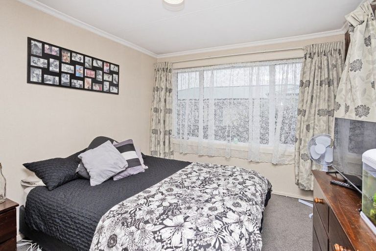 Photo of property in 44 Lothian Crescent, Strathern, Invercargill, 9812