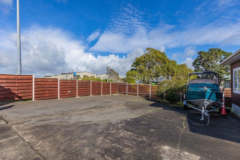 Photo of property in 157 Mokoia Road, Birkenhead, Auckland, 0626