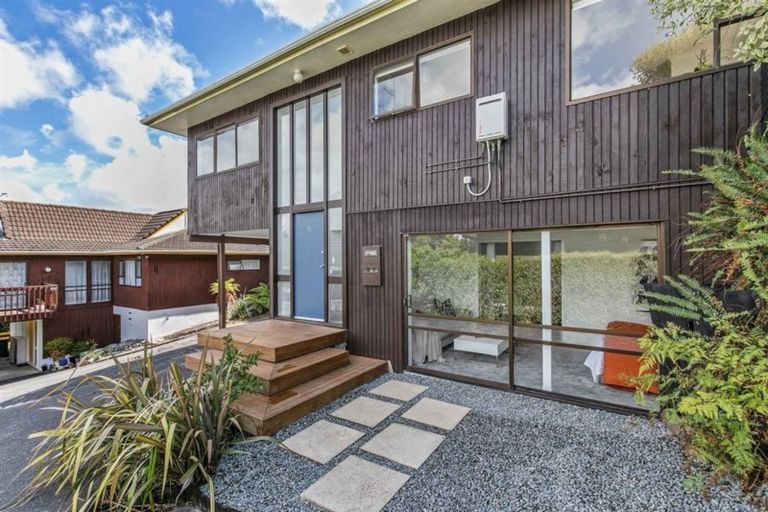 Photo of property in 1/70 Stanaway Street, Hillcrest, Auckland, 0627