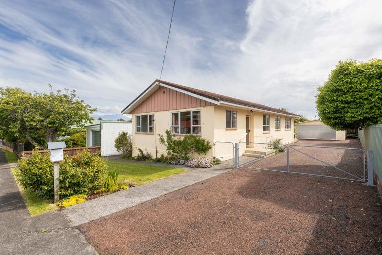Photo of property in 7 Lydford Place, Spotswood, New Plymouth, 4310