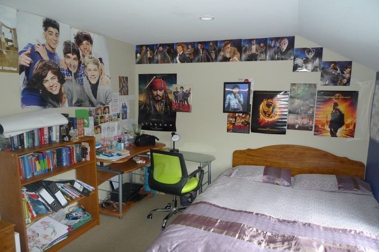 Photo of property in 155 Woodman Drive, Tawa, Wellington, 5028