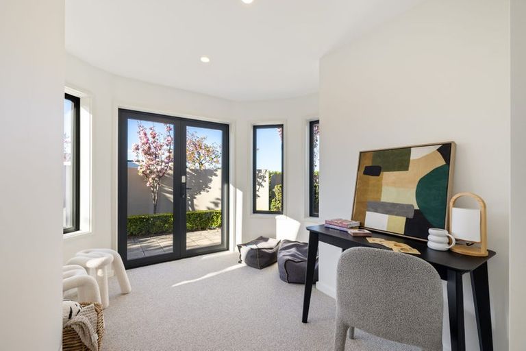 Photo of property in 29 Harry Ell Drive, Cashmere, Christchurch, 8022