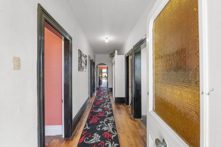 Photo of property in 86 Victoria Street, Kaponga, Hawera, 4679