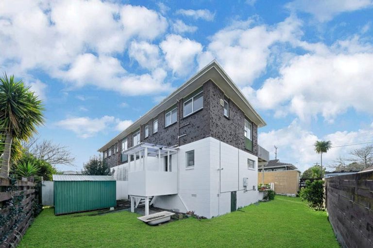 Photo of property in 4/56 Rimu Street, New Lynn, Auckland, 0600