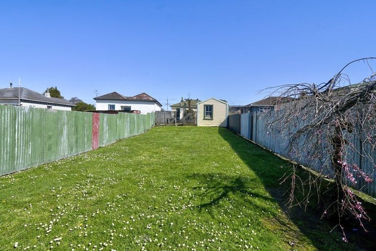 Photo of property in 72 Lincoln Road, Masterton, 5810