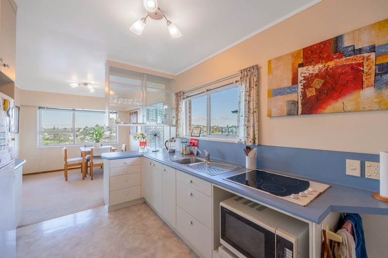 Photo of property in 118 Eban Avenue, Hillcrest, Auckland, 0627