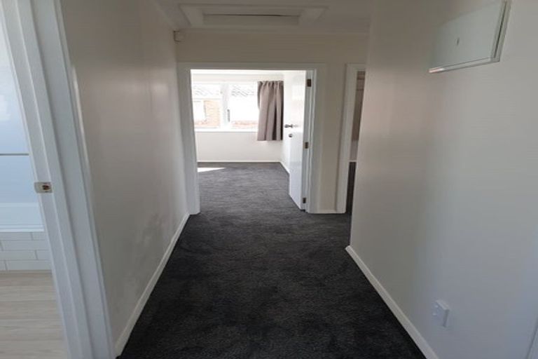 Photo of property in 2 Mariner Street, Mangere, Auckland, 2022