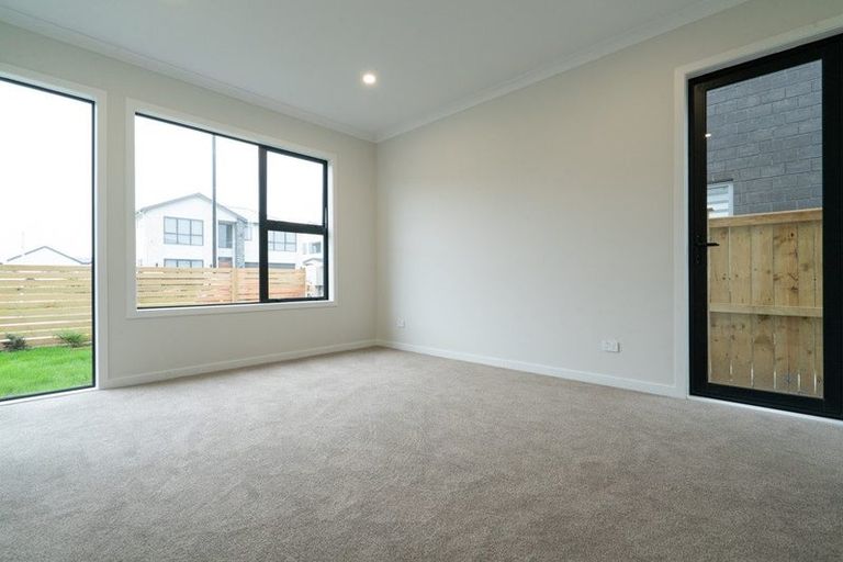 Photo of property in 57 Michael Bosher Way, Flat Bush, Auckland, 2019