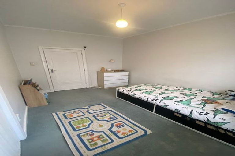 Photo of property in 8 Fife Lane, Miramar, Wellington, 6022