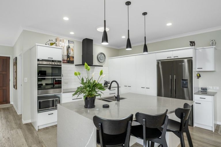 Photo of property in 15 Adler Drive, Ohauiti, Tauranga, 3112