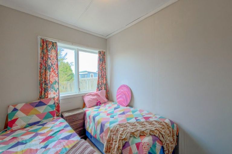 Photo of property in 128 Hampton Road, Whangamata, 3620