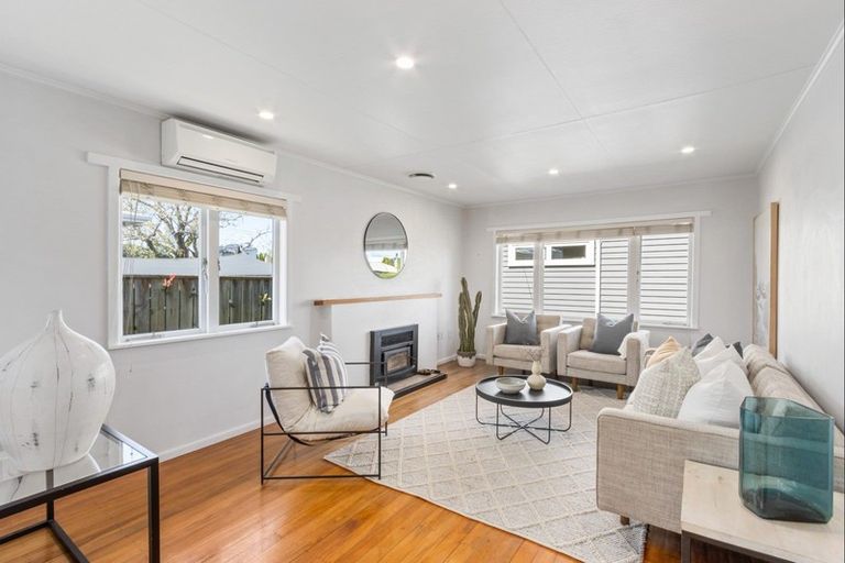 Photo of property in 7 Palmerston Road, Havelock North, 4130