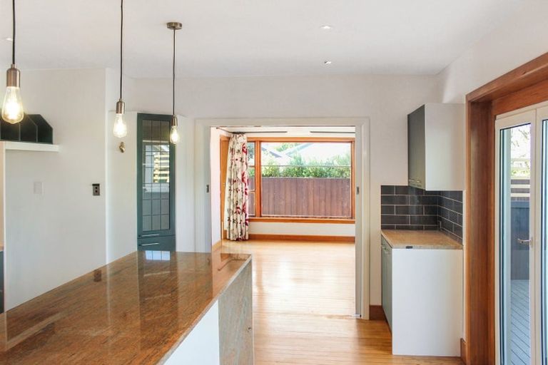 Photo of property in 86 Grahams Road, Burnside, Christchurch, 8041