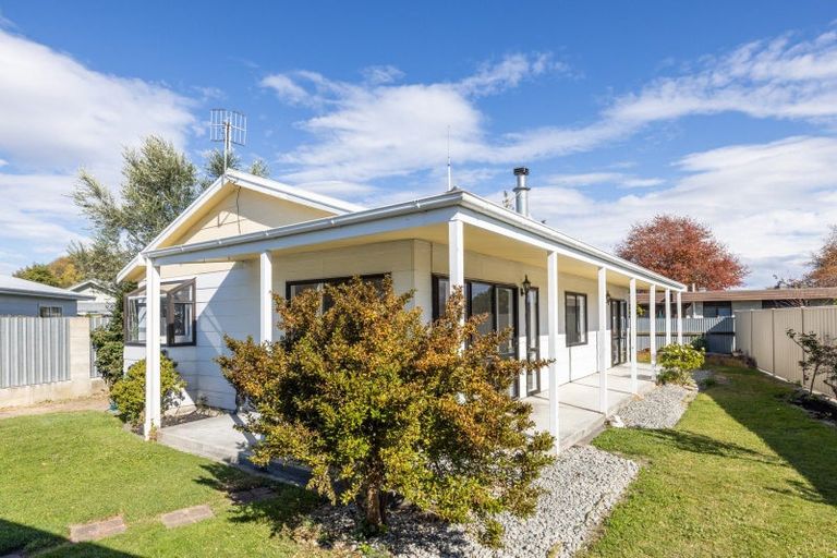 Photo of property in 8b Tukes Place, Greenmeadows, Napier, 4112