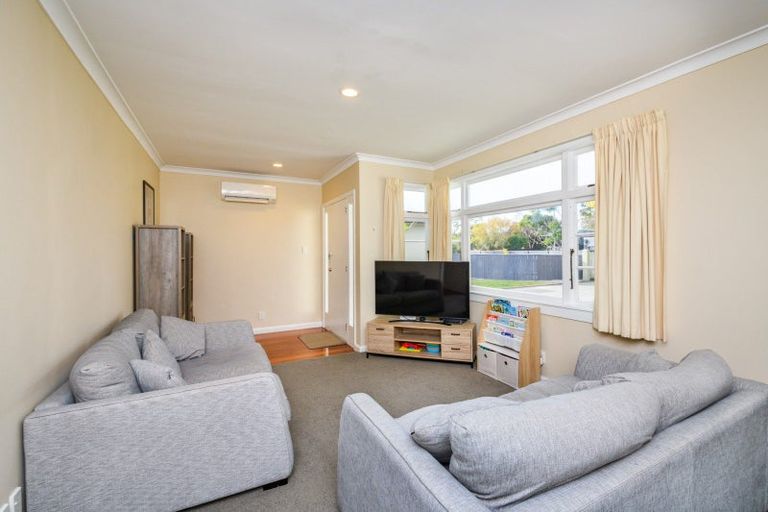 Photo of property in 2/281 Park Road, Hokowhitu, Palmerston North, 4410