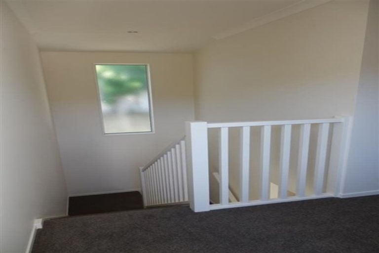 Photo of property in 54a Ranui Terrace, Tawa, Wellington, 5028