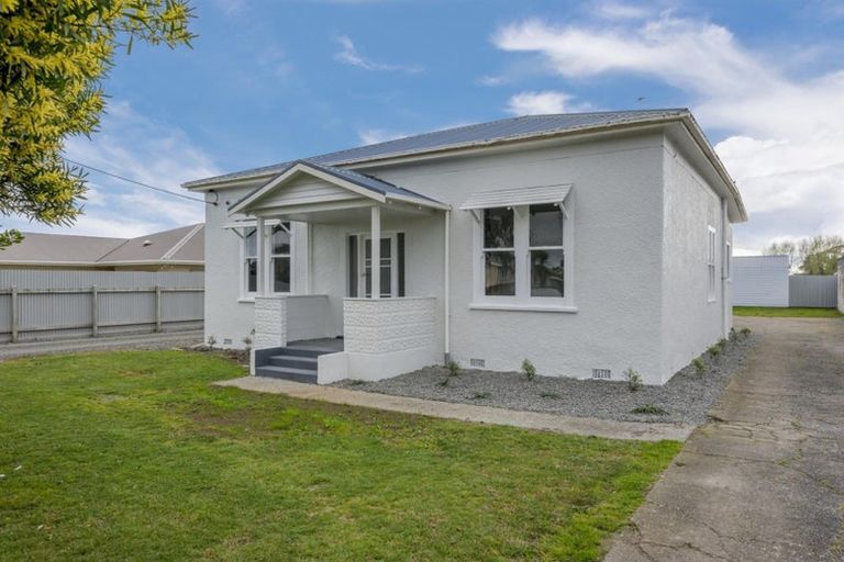 Photo of property in 12 Stuckey Street, Levin, 5510