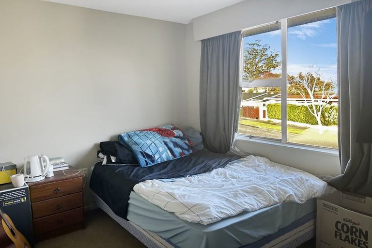 Photo of property in 48 Kent Lodge Avenue, Avonhead, Christchurch, 8042