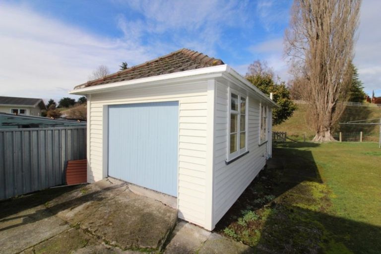 Photo of property in 18 Goldfinch Street, Taihape, 4720