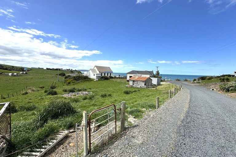 Photo of property in Wood Street, Kaka Point, 9271