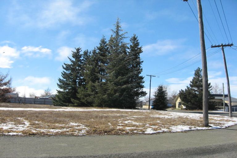 Photo of property in 36 Totara Drive, Twizel, 7901
