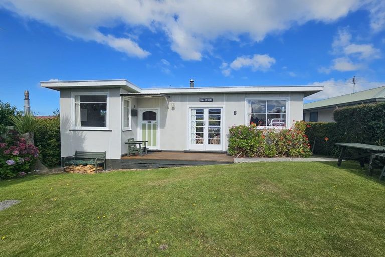 Photo of property in 8 Matai Street, Kaka Point, 9271