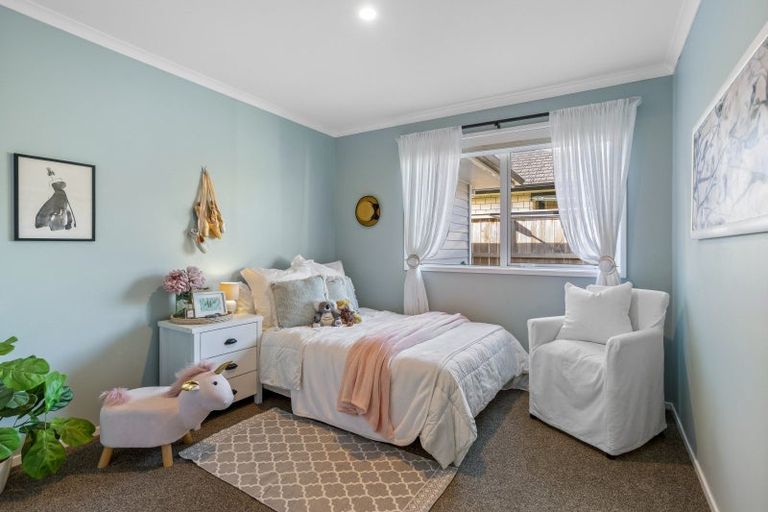 Photo of property in 12 Urumaraki Avenue, Helensville, 0800