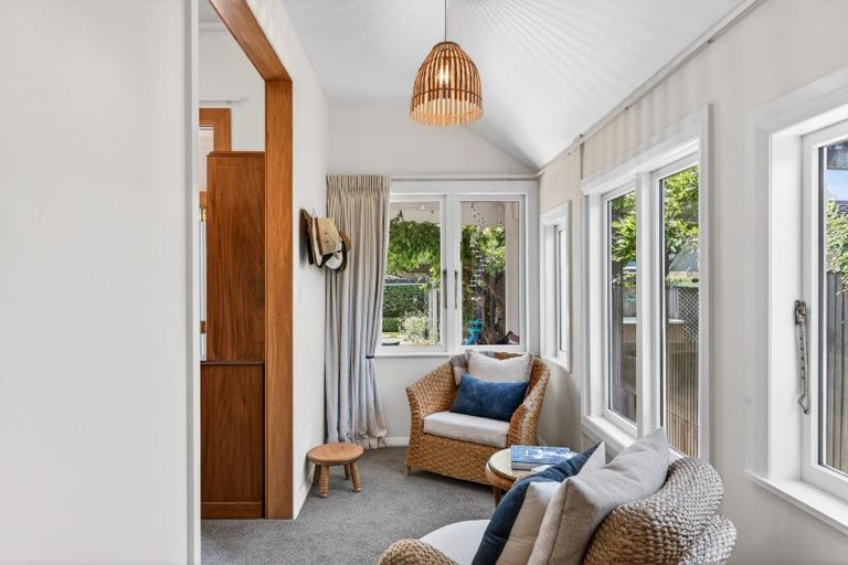 Photo of property in 503 King Street South, Hastings, 4122