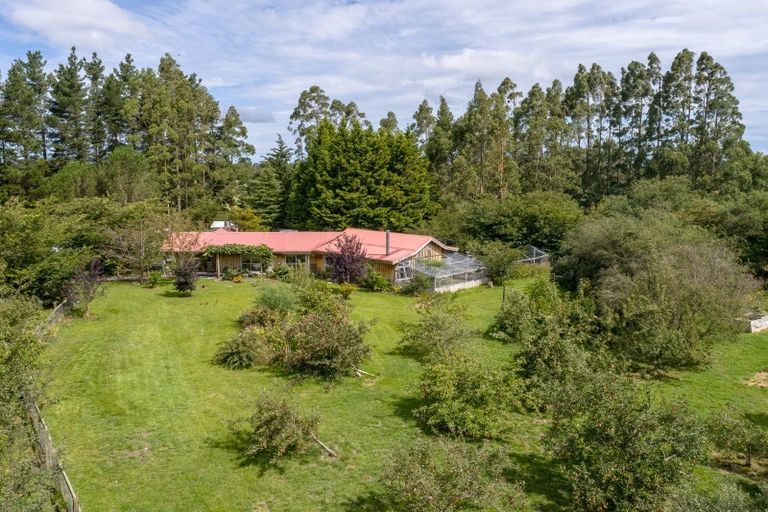 Photo of property in 839b Chester Road, West Taratahi, Carterton, 5791