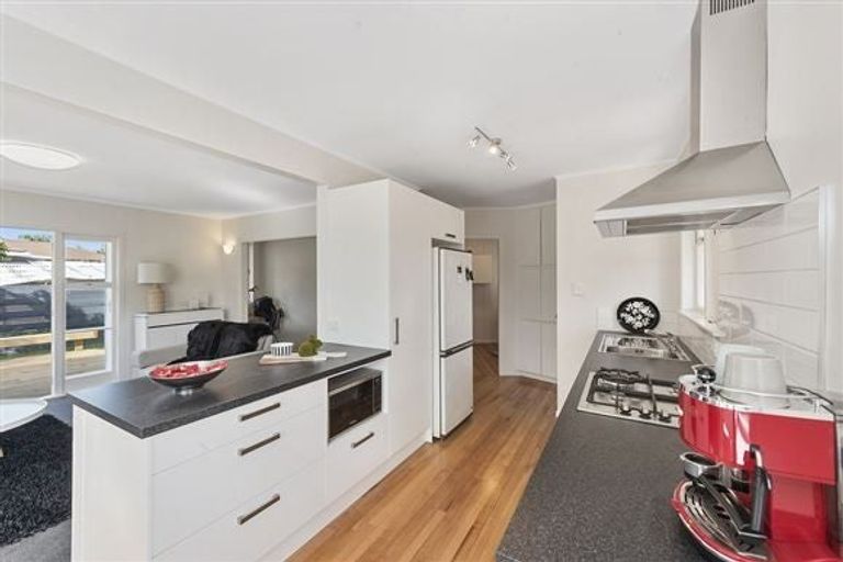 Photo of property in 23 Panair Crescent, Hillcrest, Hamilton, 3216
