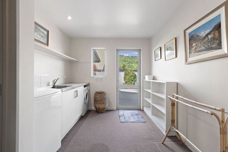 Photo of property in 62 Adamson Drive, Arrowtown, 9302