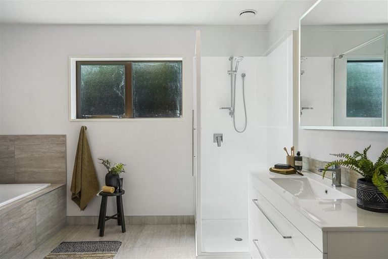 Photo of property in 31 Althorp Place, Avonhead, Christchurch, 8042