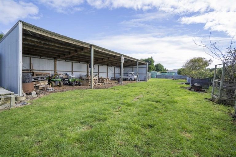 Photo of property in 65 Awarua Siding Road, Awarua, Invercargill, 9877