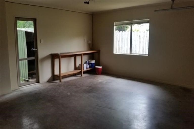 Photo of property in 56 Kristin Lane, Albany, Auckland, 0632