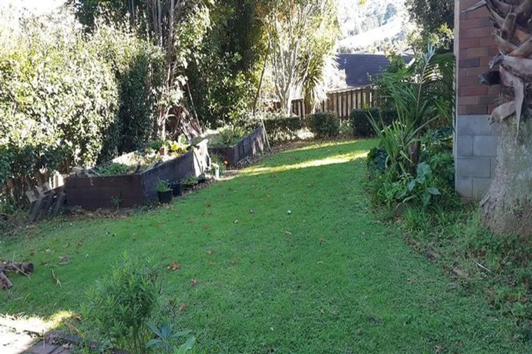 Photo of property in 12 Pendene Place, Forrest Hill, Auckland, 0620
