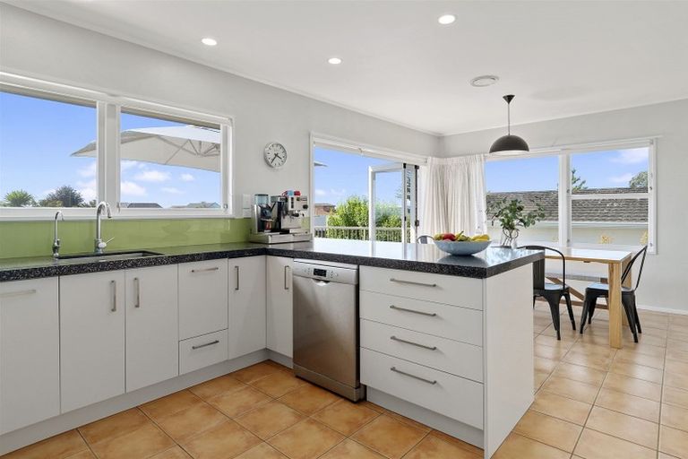 Photo of property in 15 Audrey Place, Matua, Tauranga, 3110