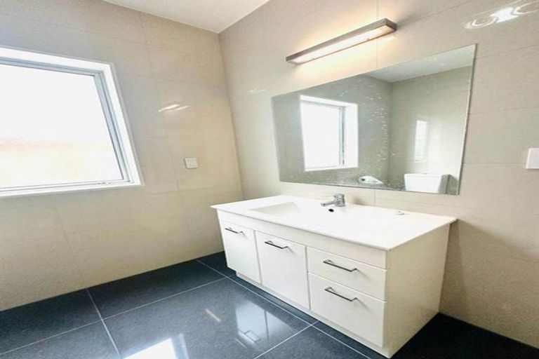 Photo of property in 5 Aster Place, Flat Bush, Auckland, 2019