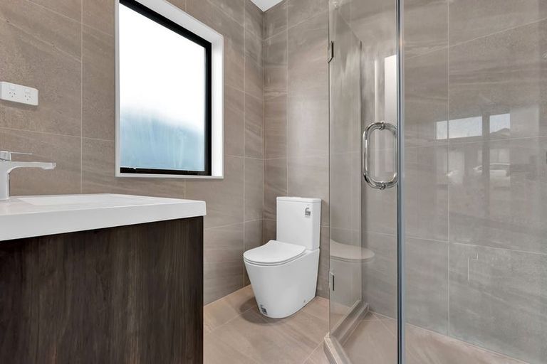 Photo of property in 2 Bellenden Crescent, Pokeno, 2402