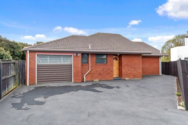 Photo of property in 9 Pyatt Place, Redwood, Christchurch, 8051