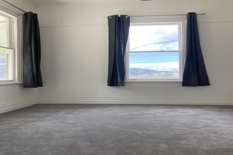 Photo of property in 77 Duncan Terrace, Kilbirnie, Wellington, 6022