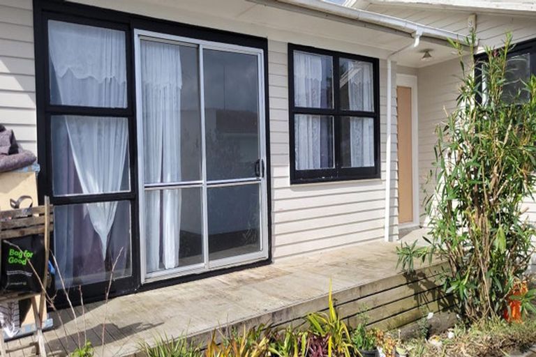 Photo of property in 44b Kelvin Road, Papakura, 2110