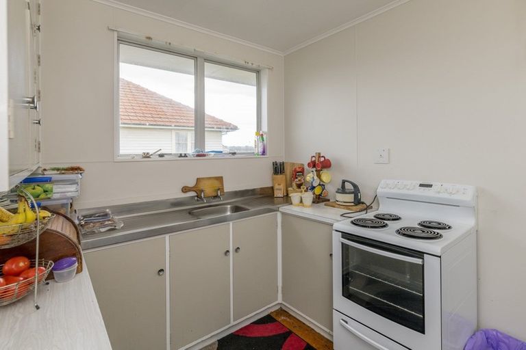 Photo of property in 4 Shamrock Street, Levin, 5510