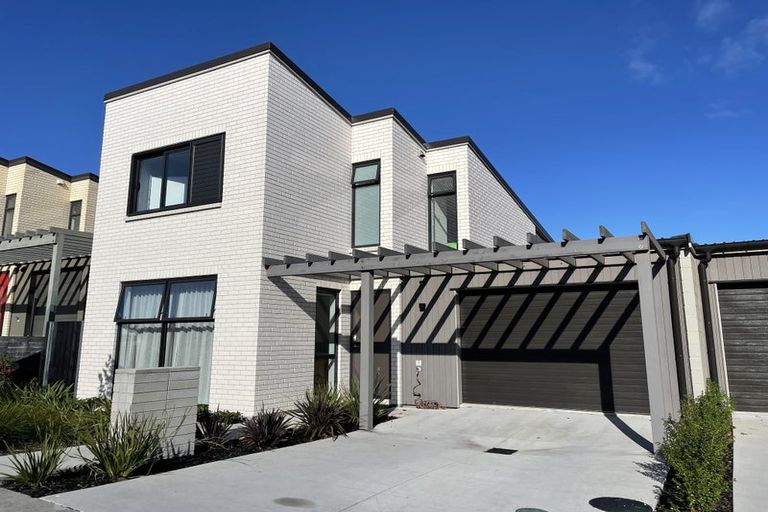 Photo of property in 7 Hastings Street, Hobsonville, Auckland, 0616