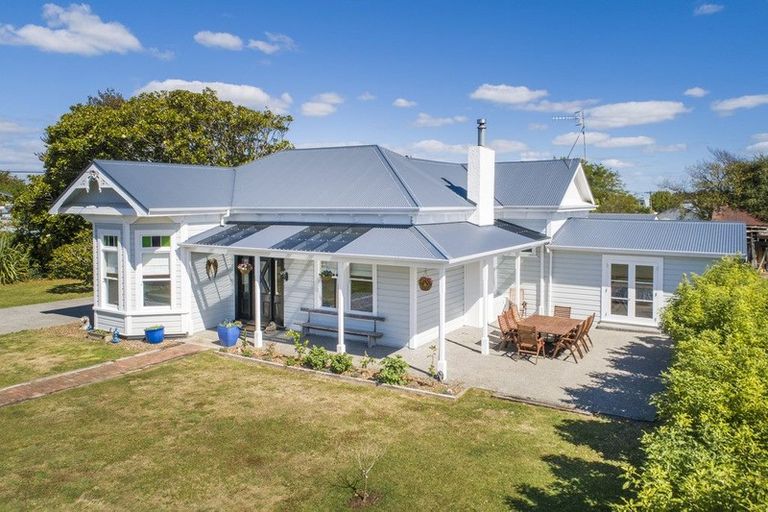 Photo of property in 20 Dundas Road, Sanson, 4817