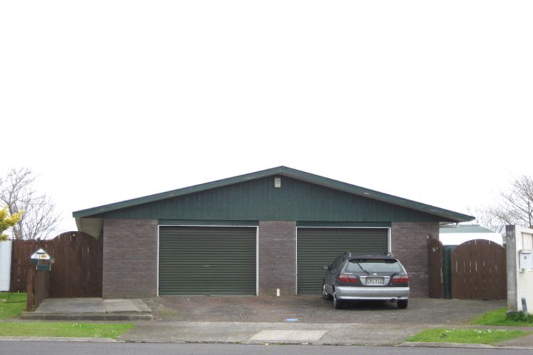Photo of property in 7 Tuahu Place, Waitara, 4320