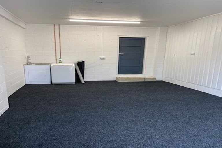Photo of property in 1/37 Beatrice Avenue, Hillcrest, Auckland, 0627